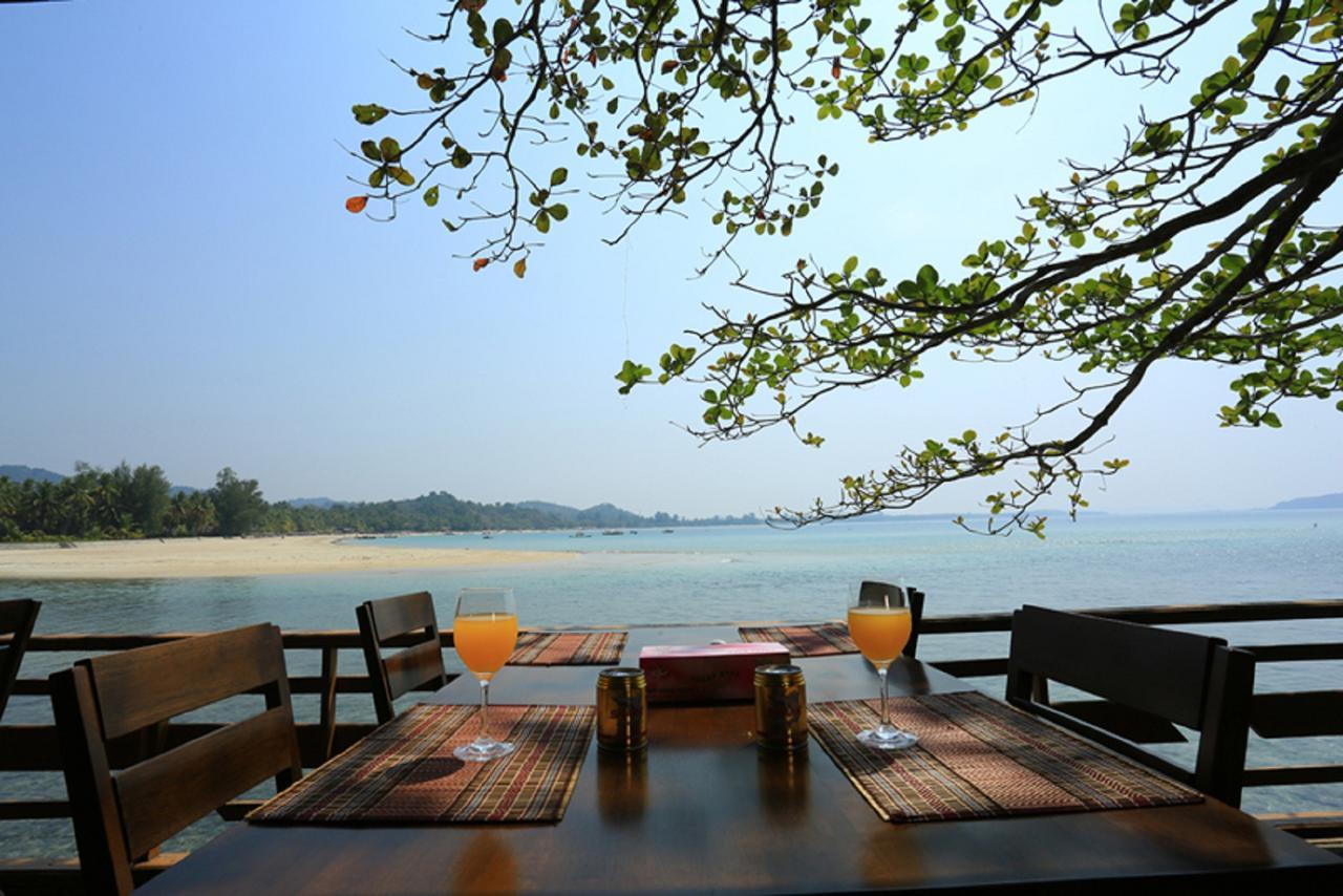 Coconut Island Resort Ngapali Esterno foto
